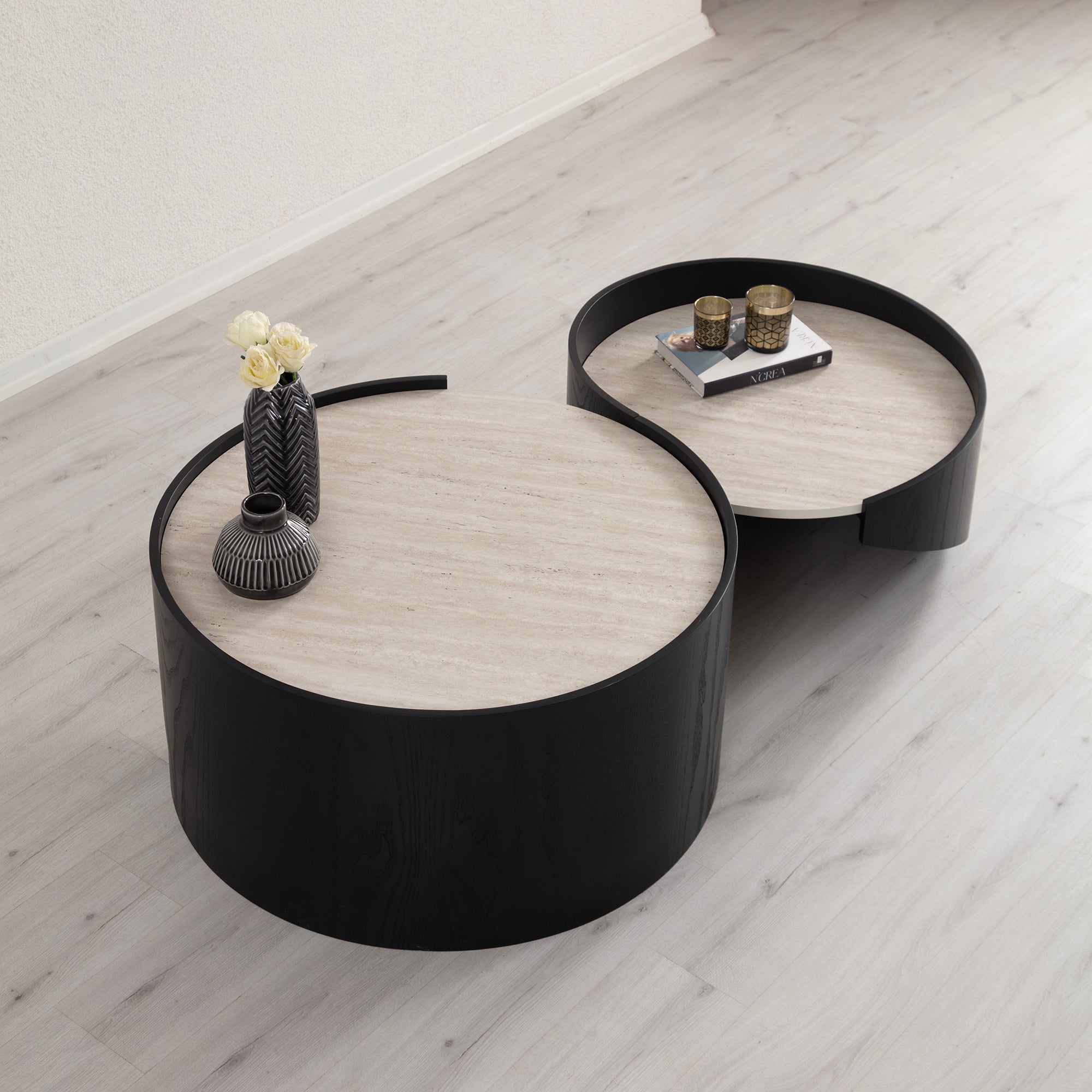 Atlantis - Coffee table - Black