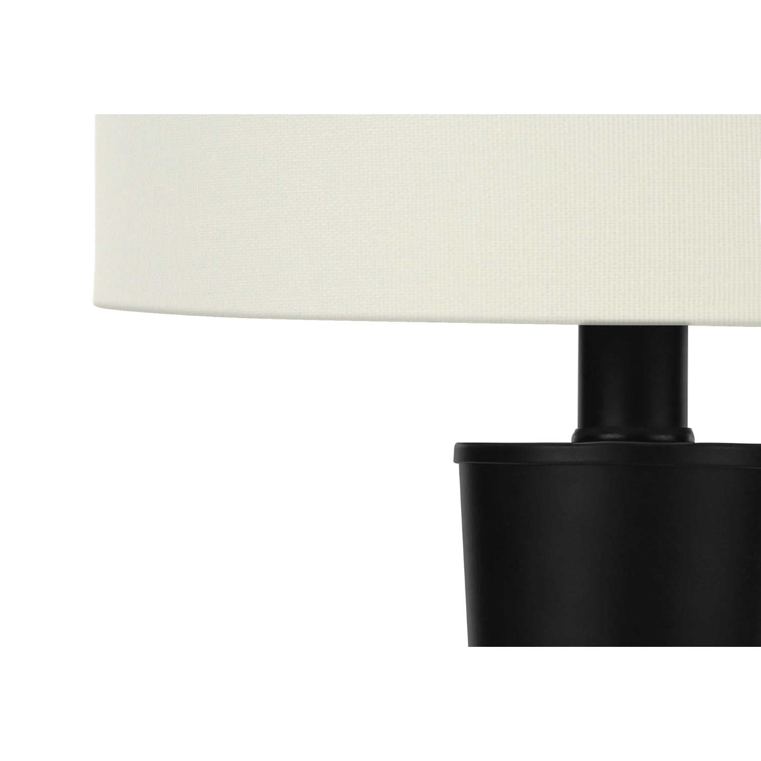 Table Lamp - 2MCX / 24"H / Black Metal / Ivory / USB
