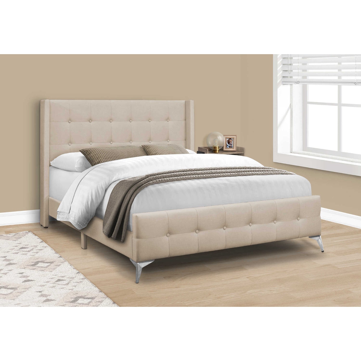 Léa - Queen Bed - Beige Fabric