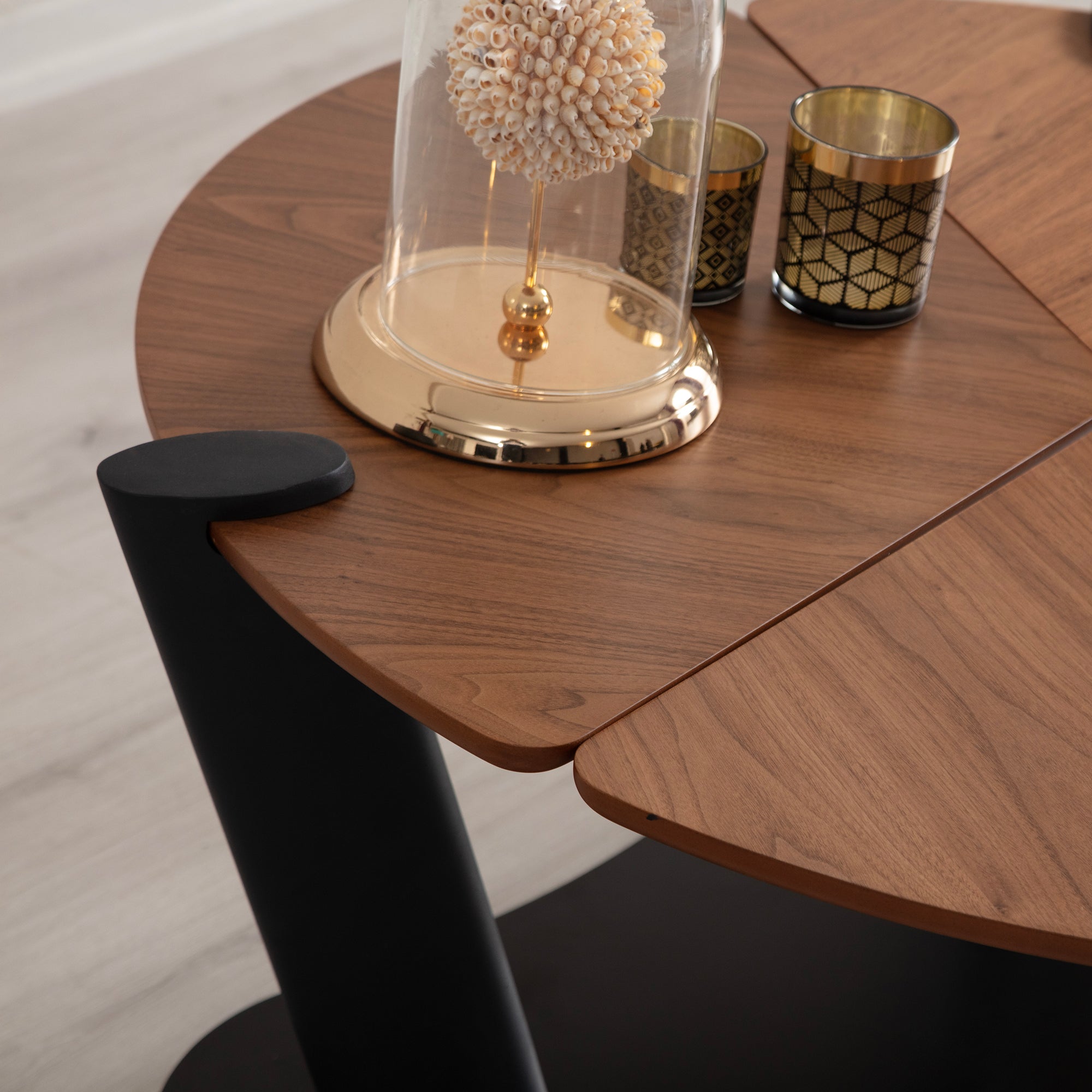 Picasso - Coffee table - Walnut