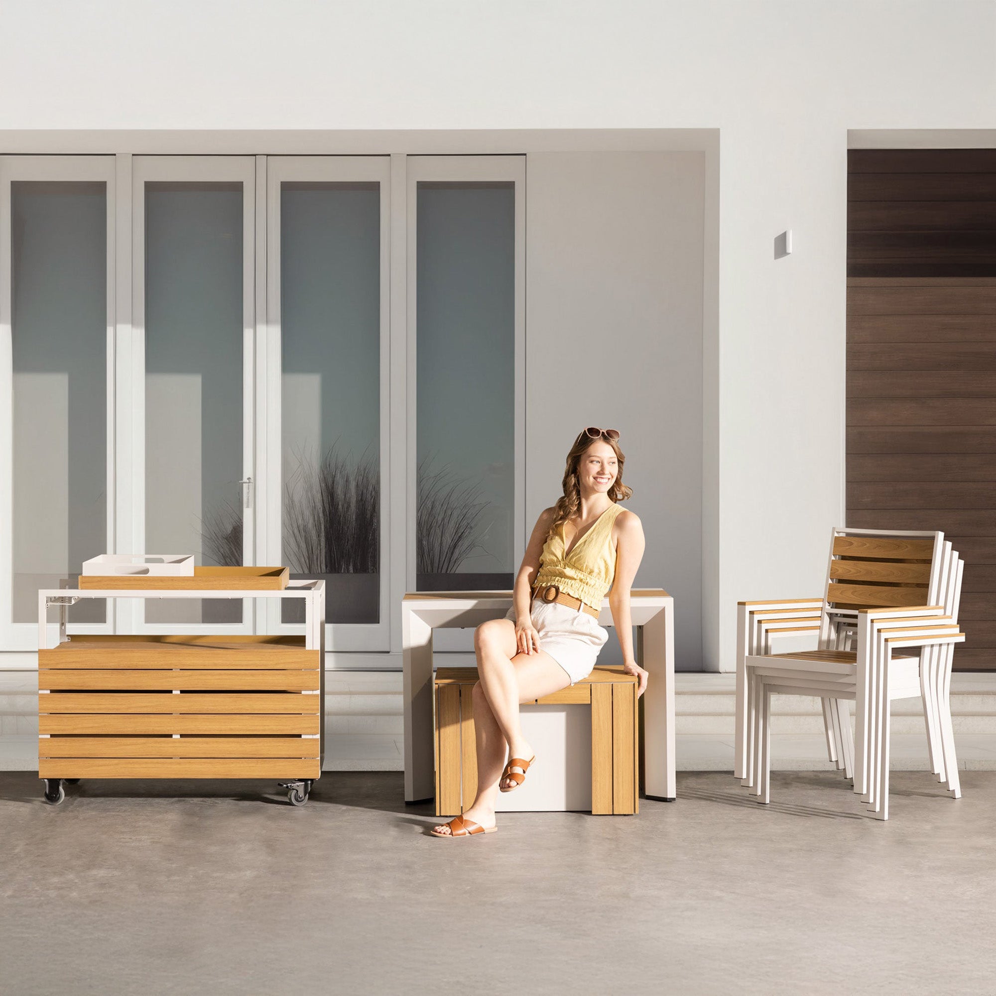 Transformer - Outdoor Bar Cart - Oak