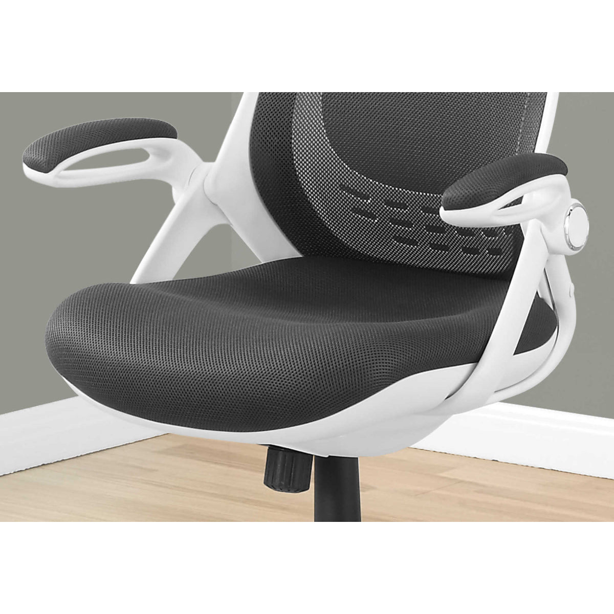 OFFICE CHAIR - WHITE/GREY MESH/ CHROME-HIGH BACK