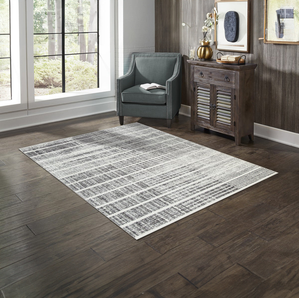 Rug - White / Silver