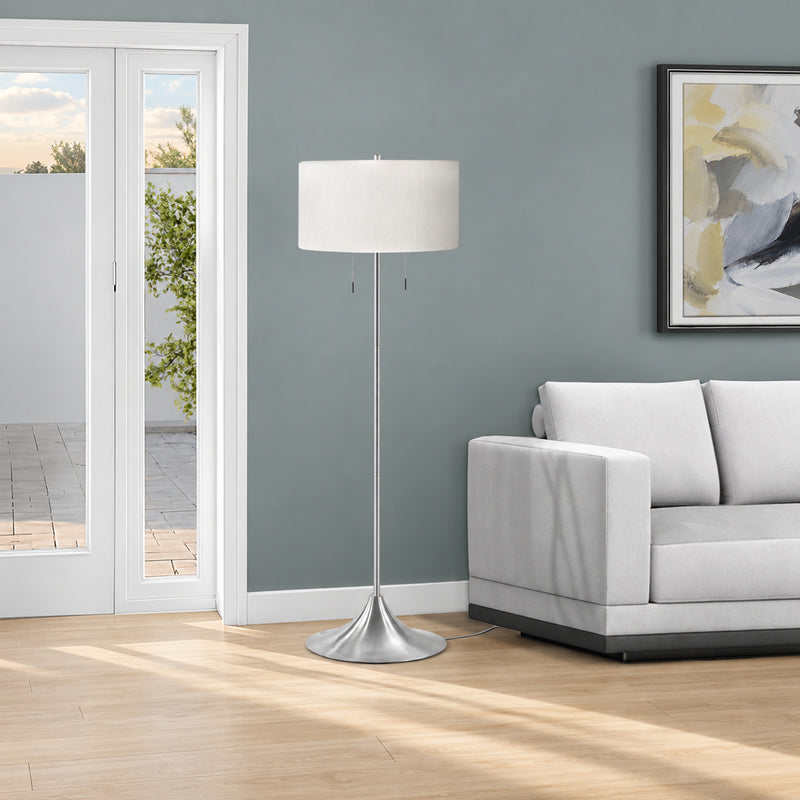 Lampe sur pied - 61"H / Métal argent / Blanc - vue d’ambiance