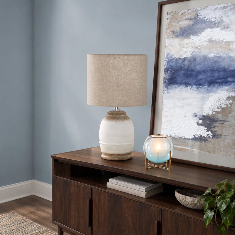 Lampe de Table - 16"H / Résine crème / Beige - vue d’ambiance