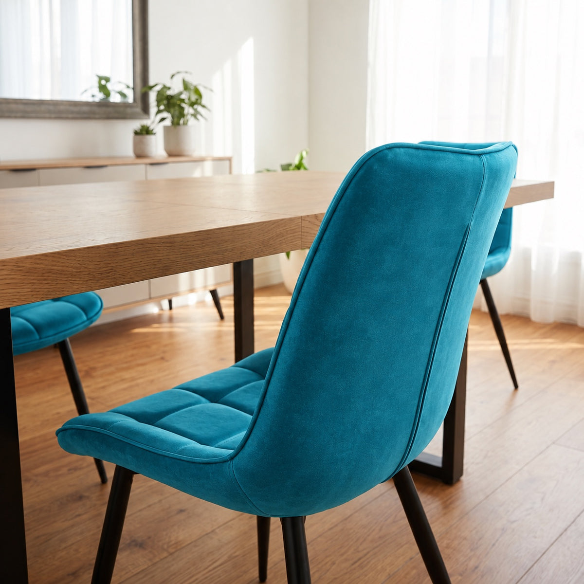 Aurora - Dining Chair - Blue Velvet